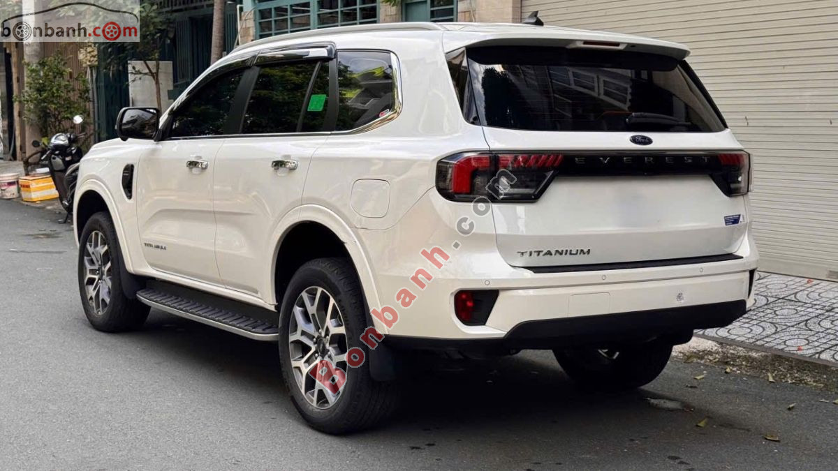 Bán ô tô Ford Everest Titanium 2.0L 4x2 AT - 2024 - xe cũ