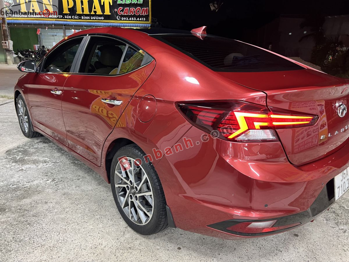 Bán ô tô Hyundai Elantra 2.0 AT - 2019 - xe cũ