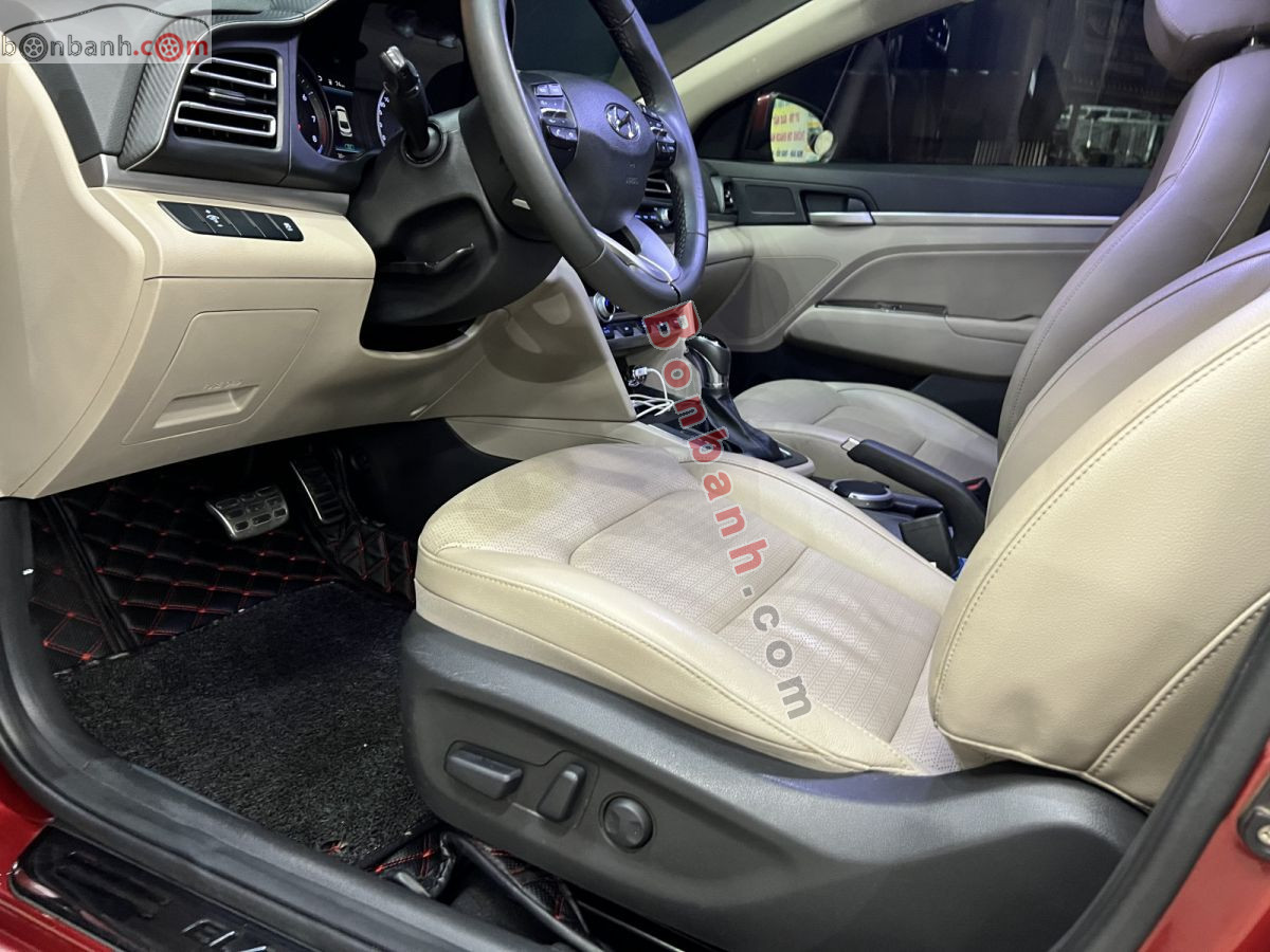 Bán ô tô Hyundai Elantra 2.0 AT - 2019 - xe cũ