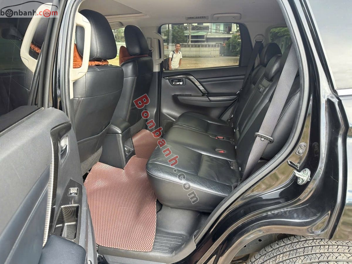 Bán ô tô Mitsubishi Pajero Sport 2.4D 4x4 AT - 2021 - xe cũ