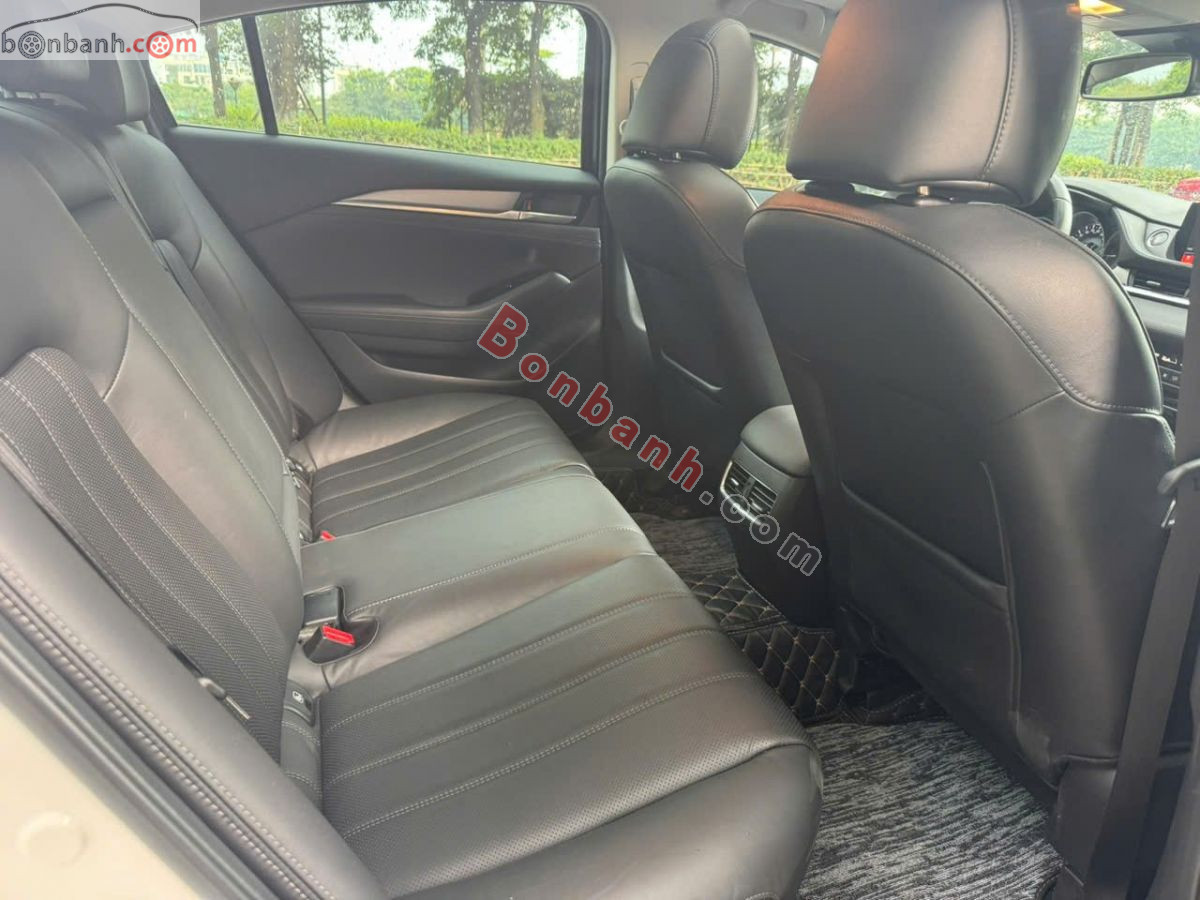 Bán ô tô Mazda 6 Premium 2.0 AT - 2022 - xe cũ