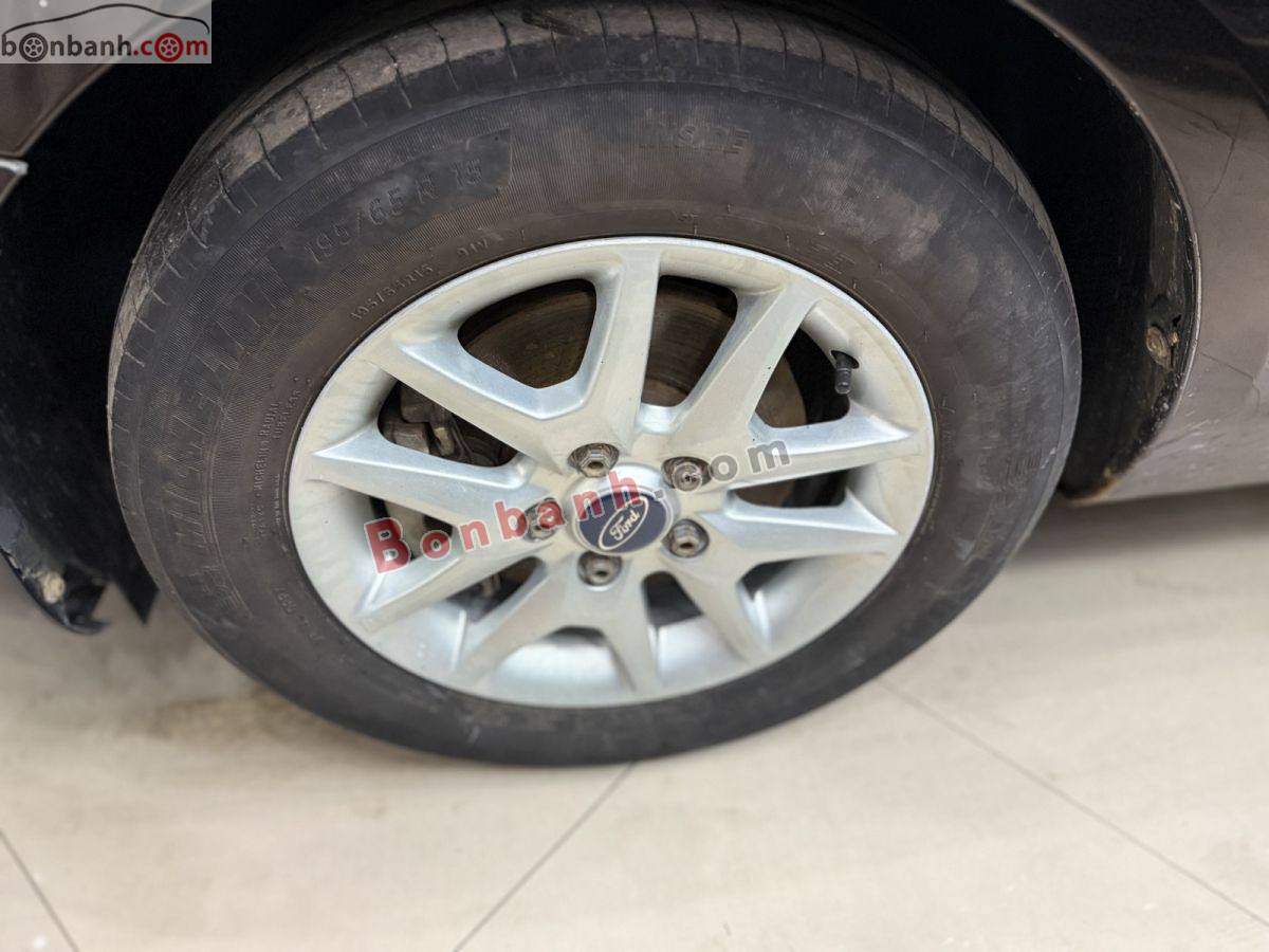 Bán ô tô Ford Focus 1.8 MT - 2010 - xe cũ