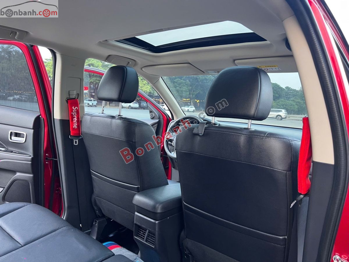 Bán ô tô Mitsubishi Outlander 2.0 CVT Premium - 2019 - xe cũ