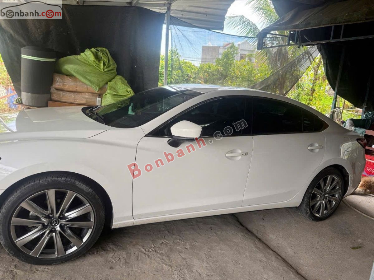 Bán ô tô Mazda 6 Signature Premium 2.5 AT - 2022 - xe cũ
