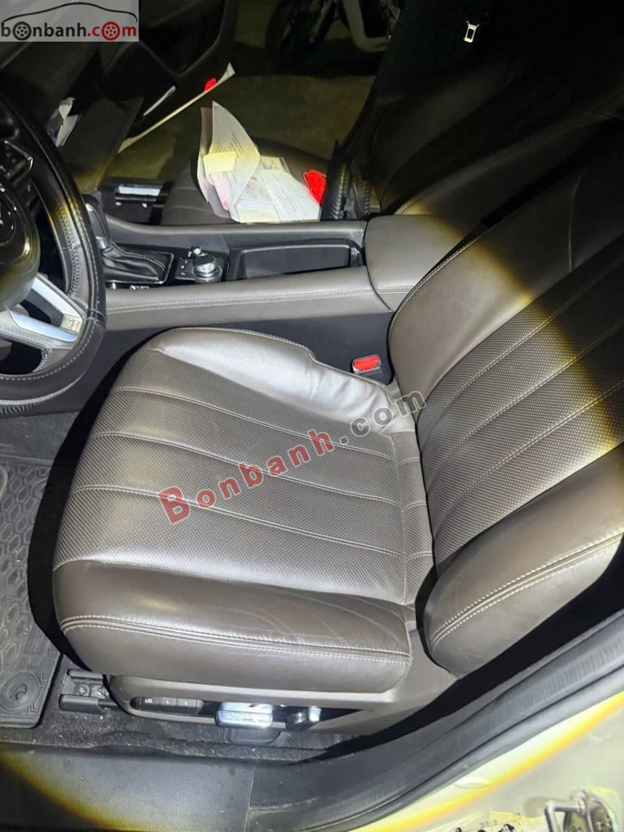 Bán ô tô Mazda 6 Signature Premium 2.5 AT - 2022 - xe cũ