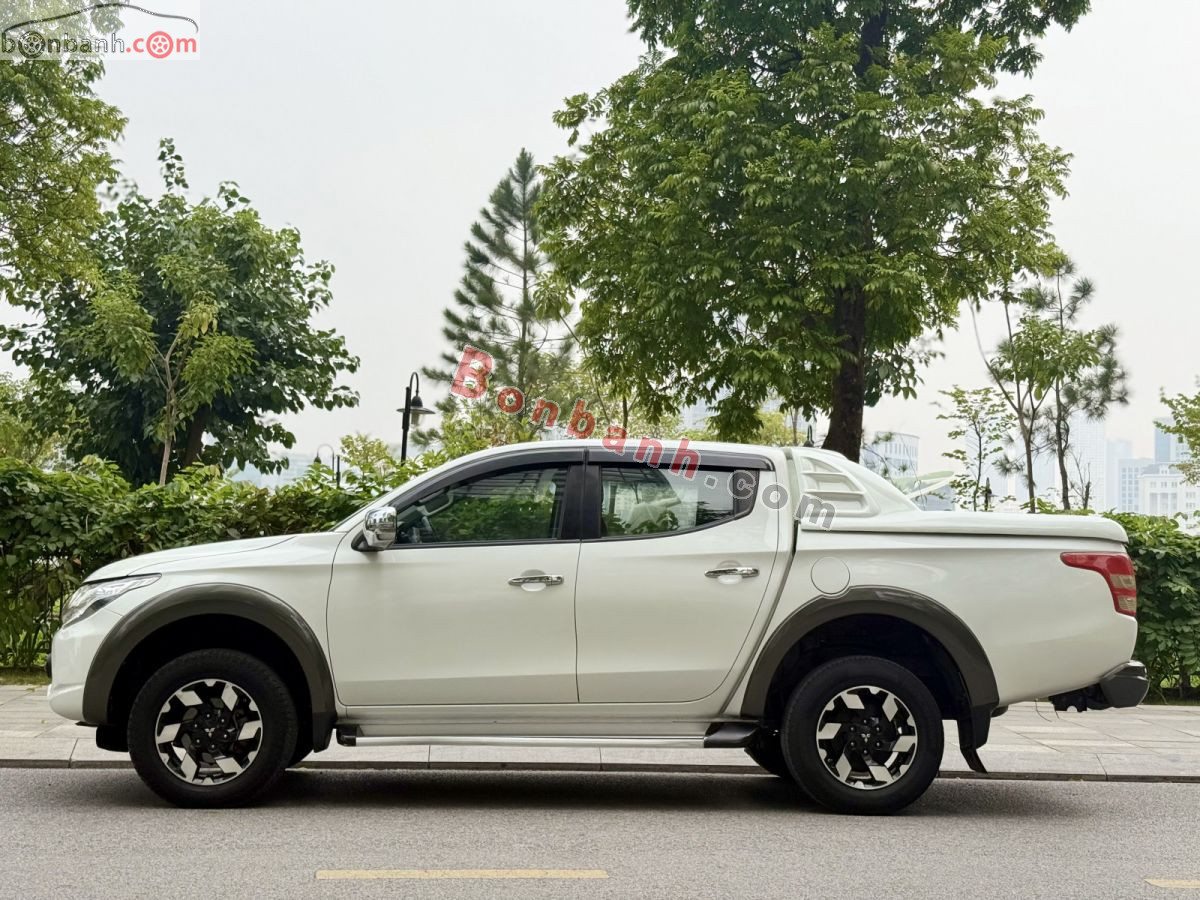 Bán ô tô Mitsubishi Triton 4x4 AT Mivec - 2017 - xe cũ