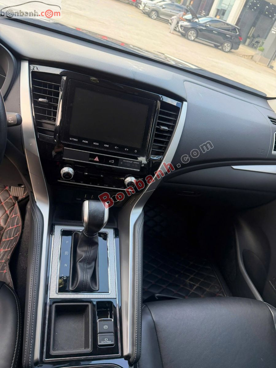 Bán ô tô Mitsubishi Pajero Sport 2.4D 4x2 AT - 2021 - xe cũ
