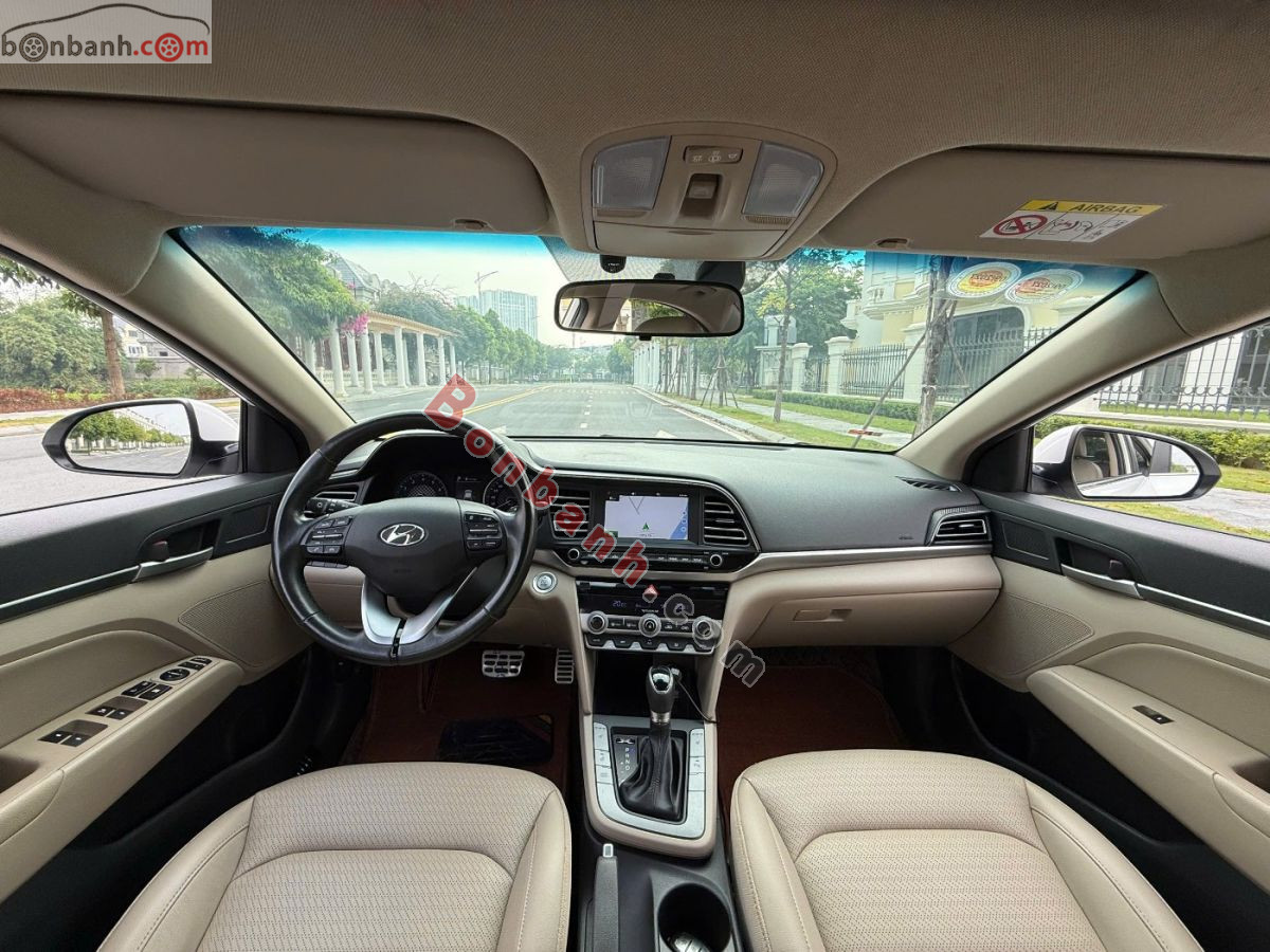 Bán ô tô Hyundai Elantra 2.0 AT - 2021 - xe cũ