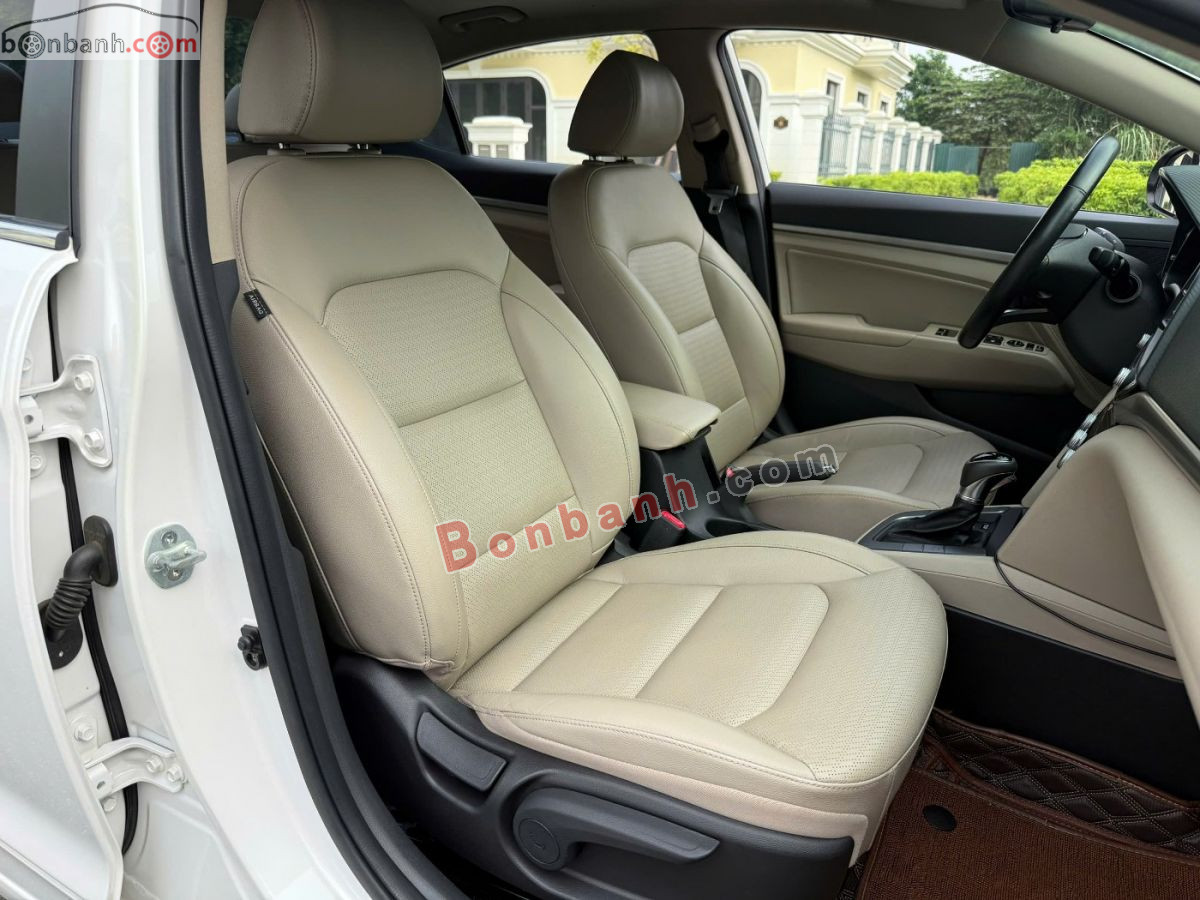 Bán ô tô Hyundai Elantra 2.0 AT - 2021 - xe cũ