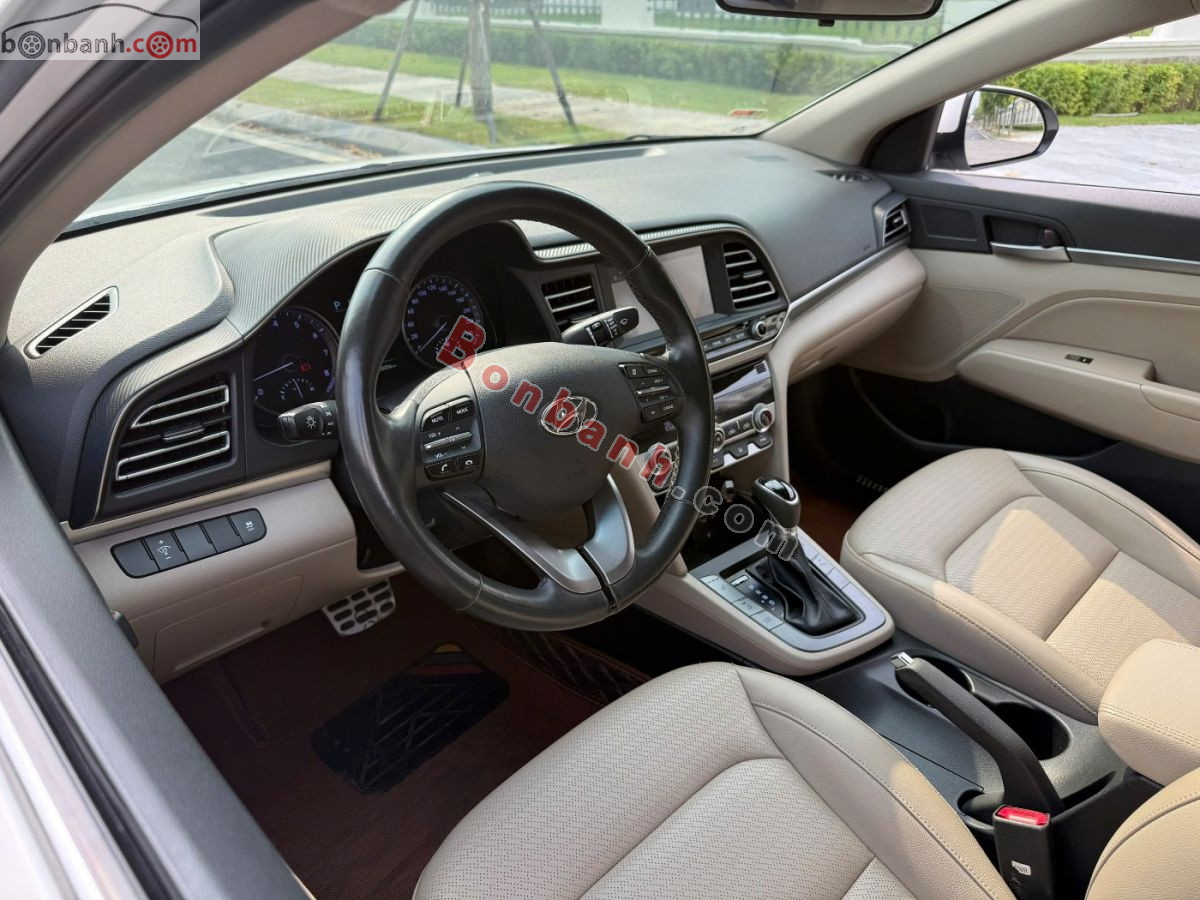 Bán ô tô Hyundai Elantra 2.0 AT - 2021 - xe cũ