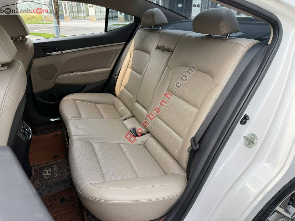 Bán ô tô Hyundai Elantra 2.0 AT - 2021 - xe cũ
