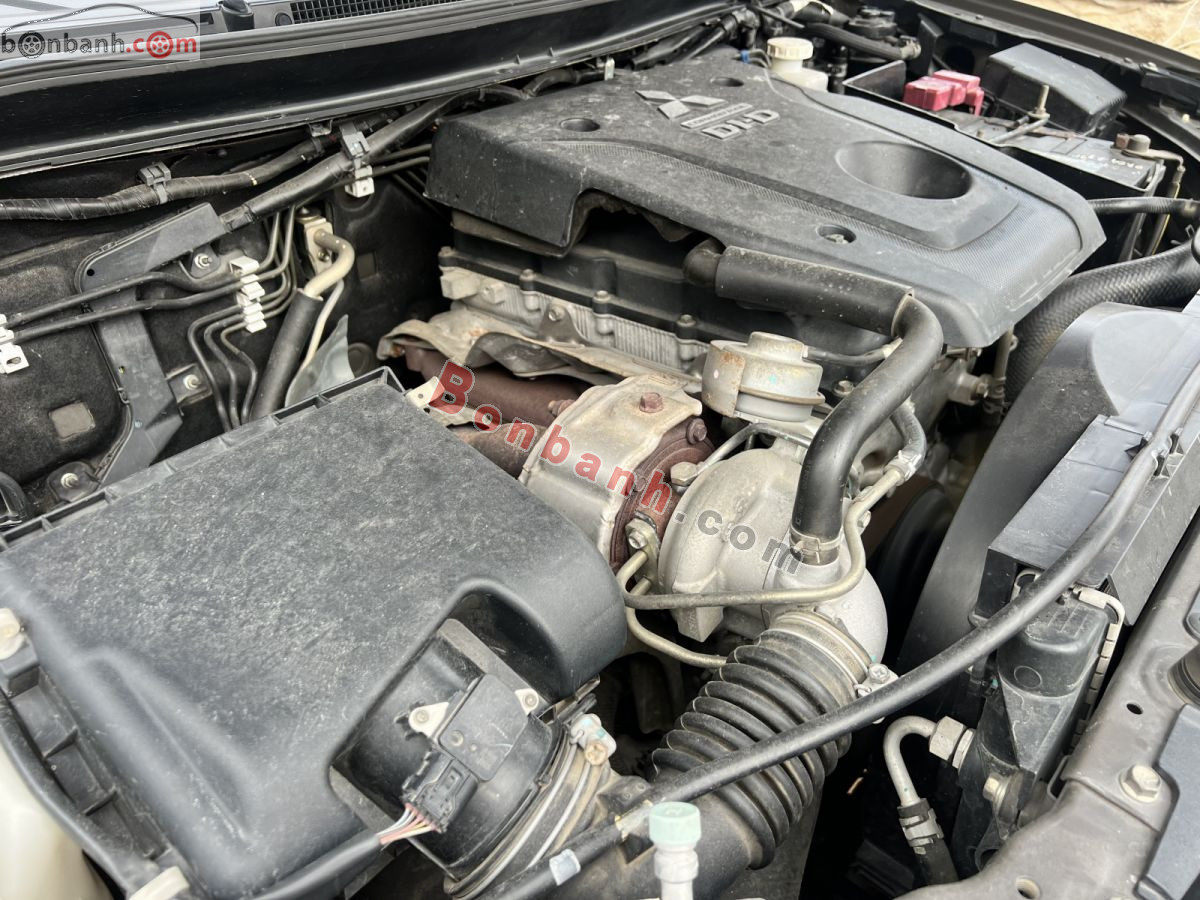 Bán ô tô Mitsubishi Triton 4x2 AT Mivec - 2018 - xe cũ