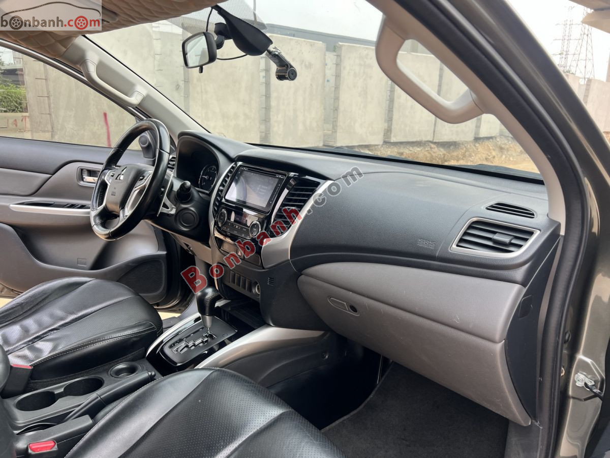 Bán ô tô Mitsubishi Triton 4x2 AT Mivec - 2018 - xe cũ