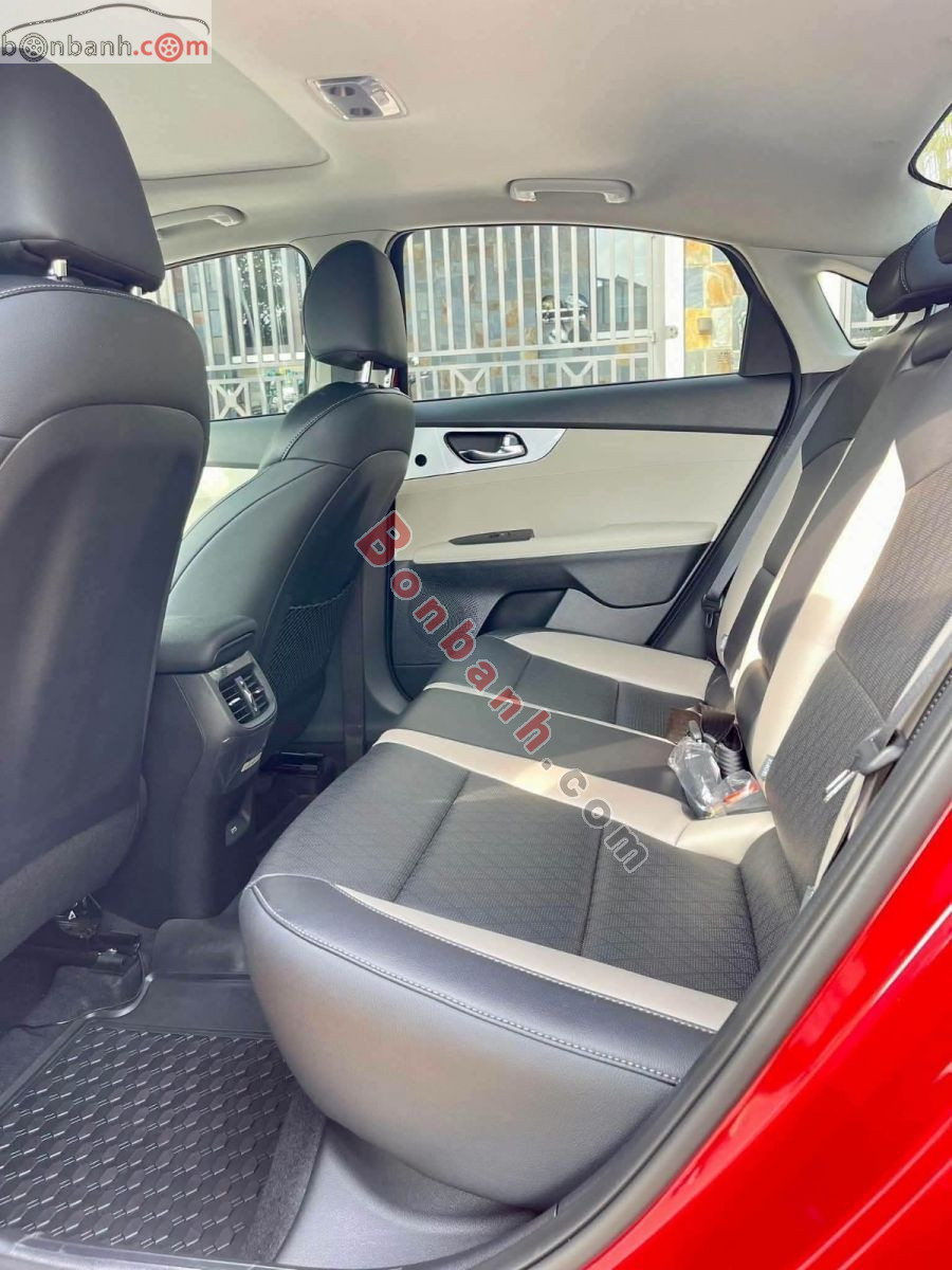 Bán ô tô Kia K3 Luxury 1.6 AT - 2025 - xe cũ