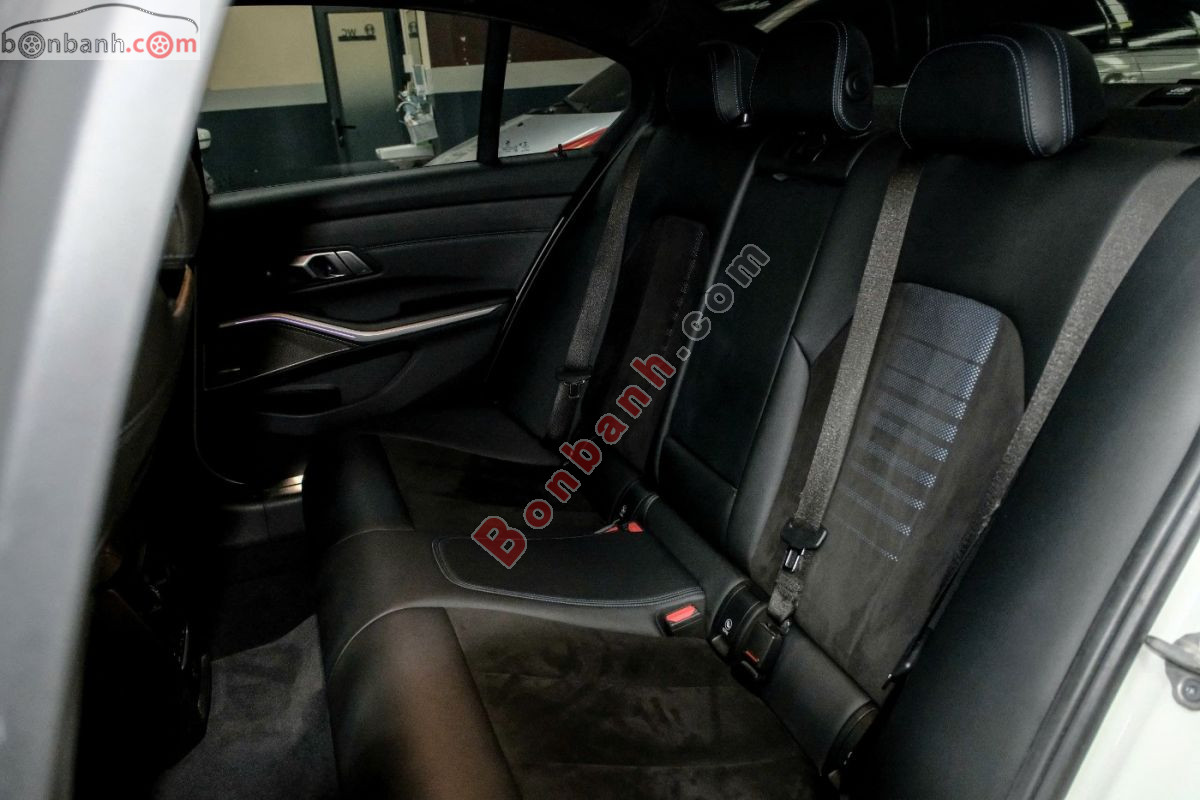 Bán ô tô BMW 3 Series 320i M Sport - 2022 - xe cũ