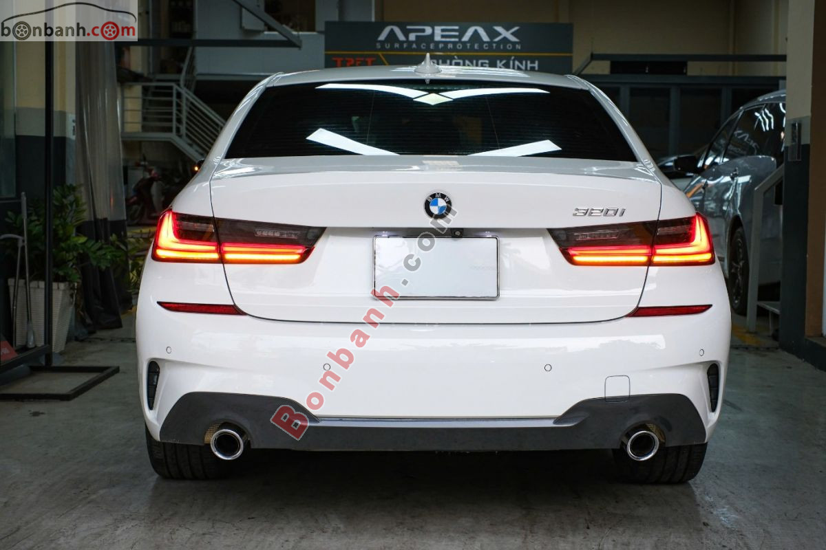 Bán ô tô BMW 3 Series 320i M Sport - 2022 - xe cũ