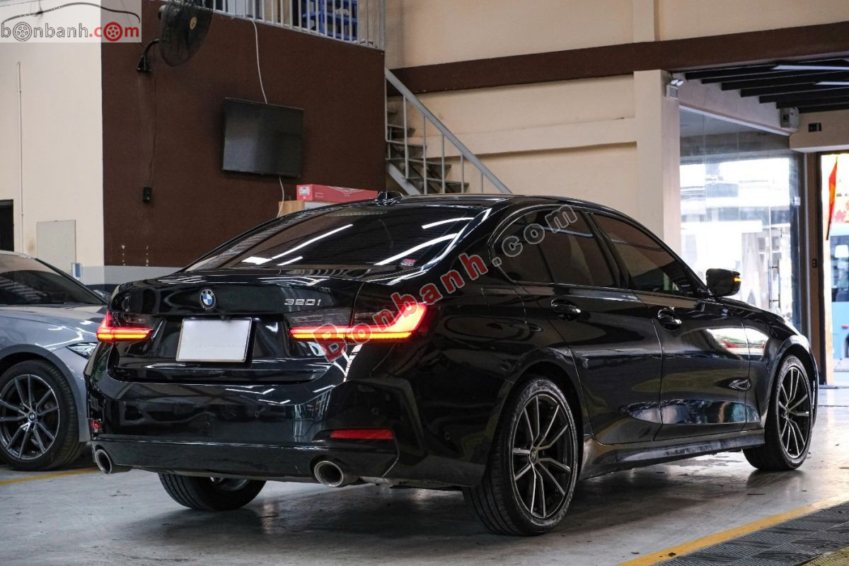 Bán ô tô BMW 3 Series 320i Sport Line - 2023 - xe cũ