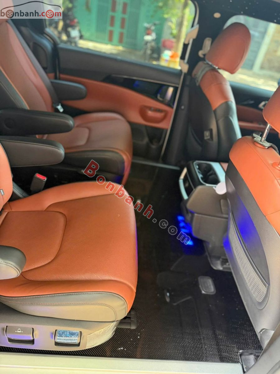 Bán ô tô Kia Carnival Premium 2.2D 8S - 2025 - xe cũ