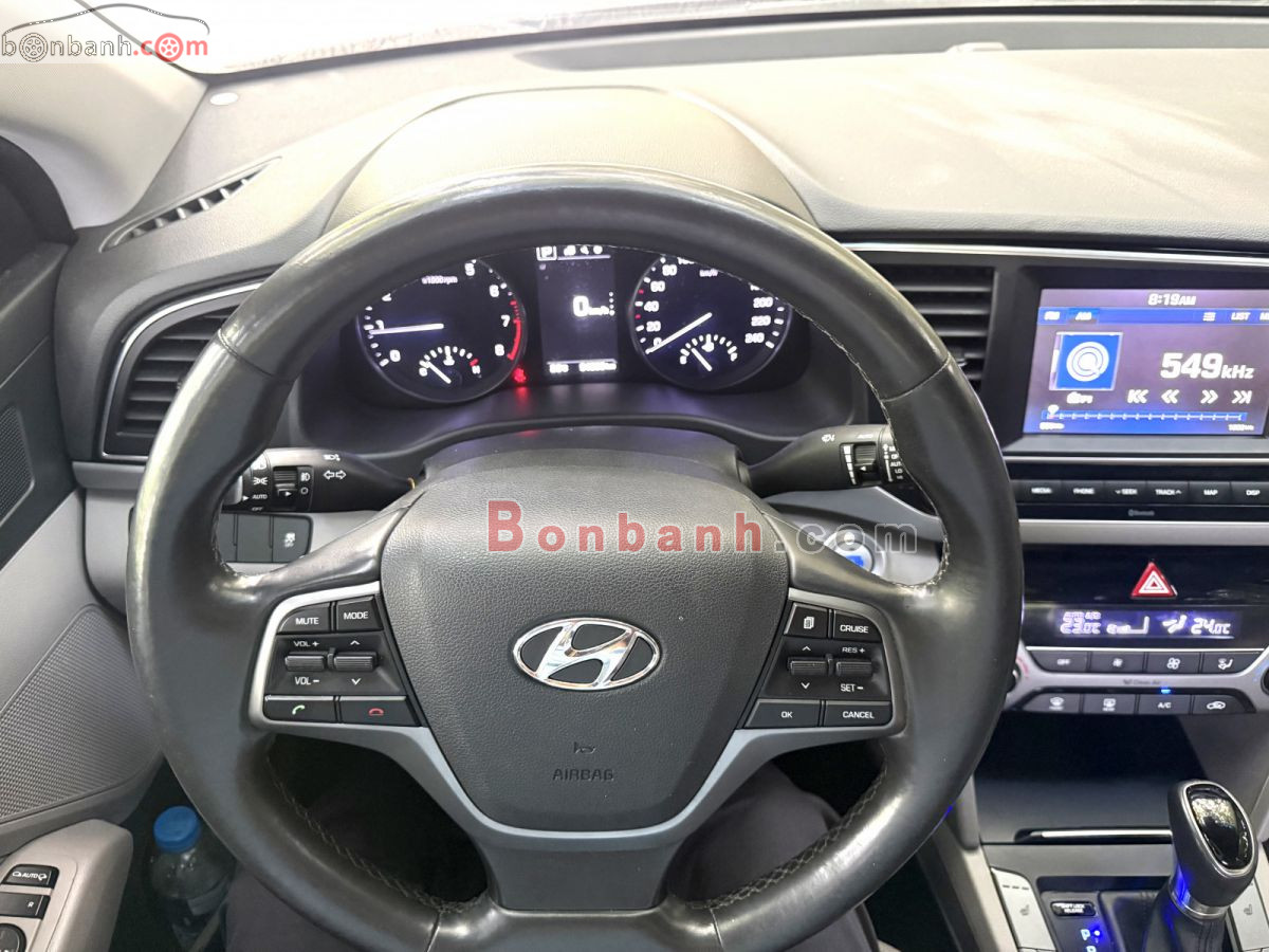 Bán ô tô Hyundai Elantra 2.0 AT - 2016 - xe cũ