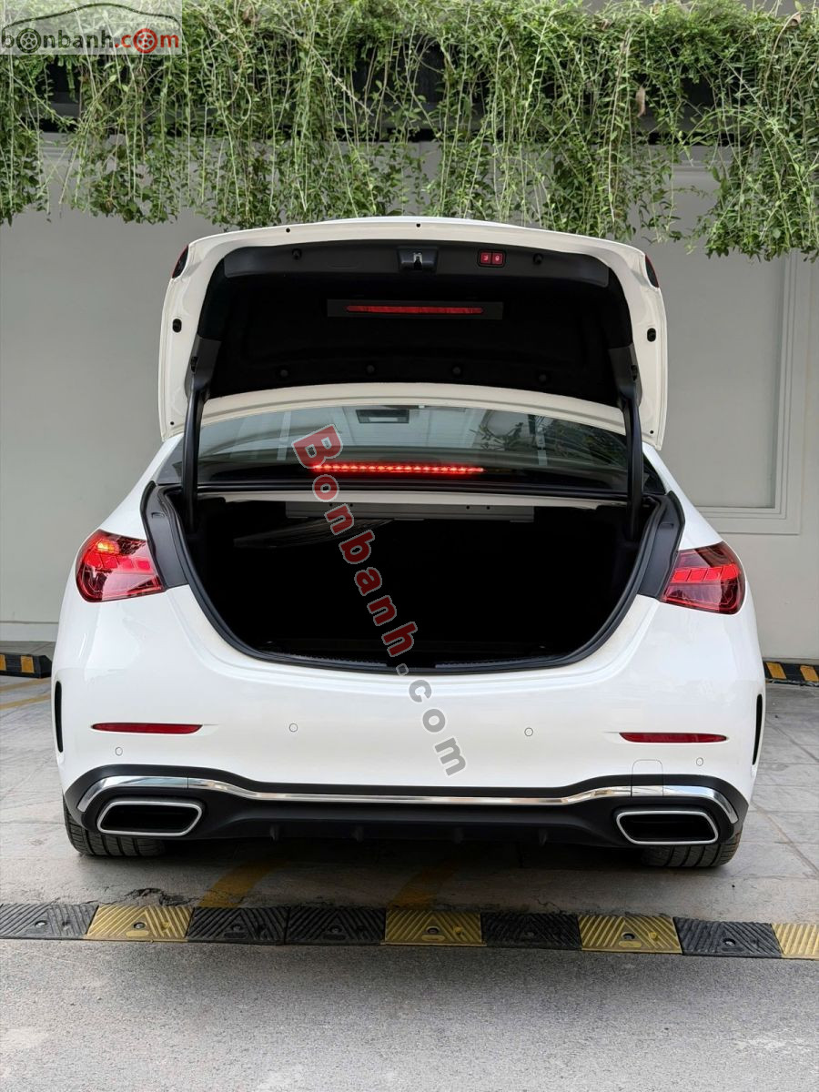 Bán ô tô Mercedes Benz C class C300 AMG - 2024 - xe cũ