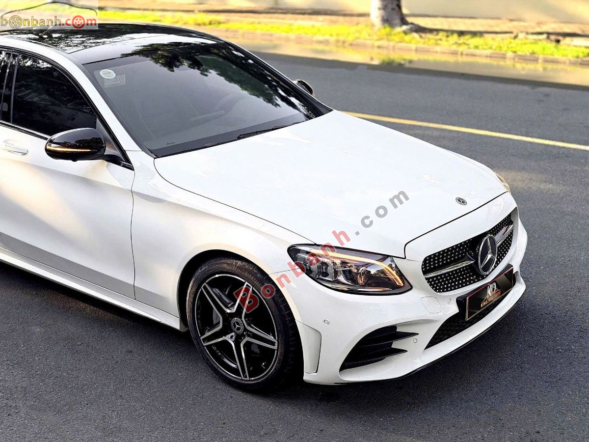Bán ô tô Mercedes Benz C class C300 AMG - 2020 - xe cũ