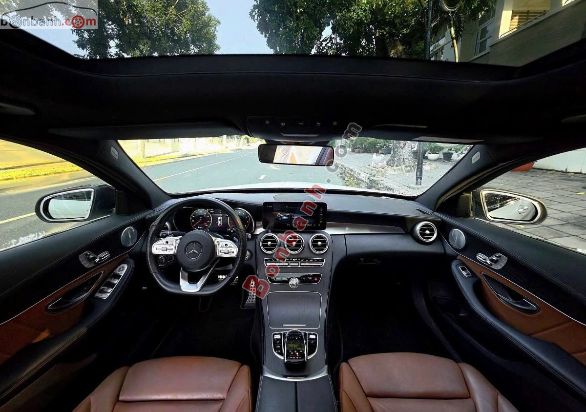 Bán ô tô Mercedes Benz C class C300 AMG - 2020 - xe cũ