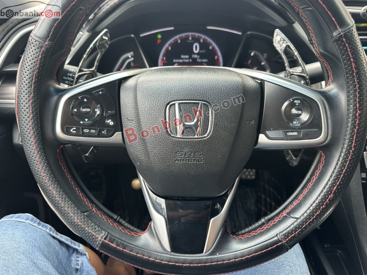 Bán ô tô Honda Civic RS 1.5 AT - 2019 - xe cũ