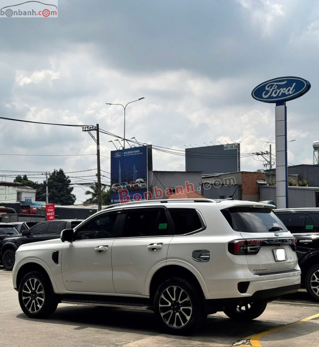 Bán ô tô Ford Everest Platinum 2.0L 4x4 AT - 2025 - xe cũ