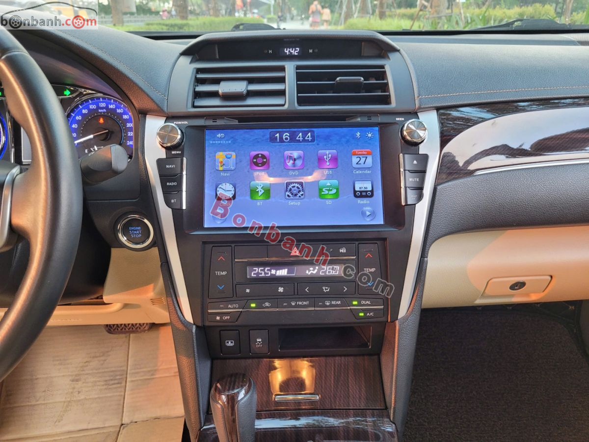 Bán ô tô Toyota Camry 2.0E - 2018 - xe cũ
