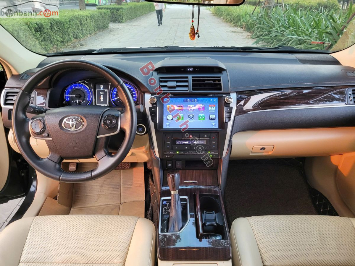 Bán ô tô Toyota Camry 2.0E - 2018 - xe cũ