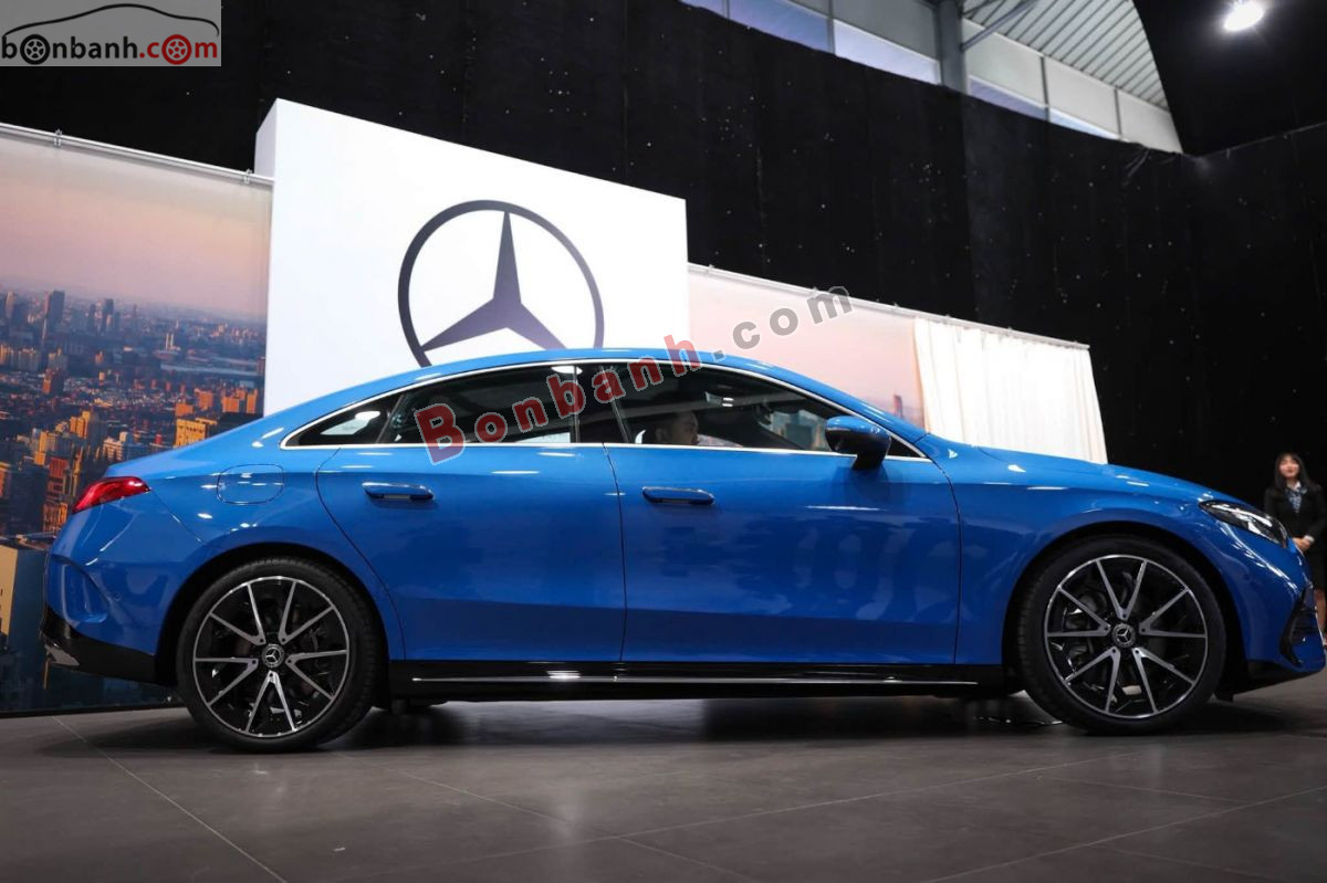 Bán ô tô Mercedes Benz CLA class 200 EV - 2026 - xe mới