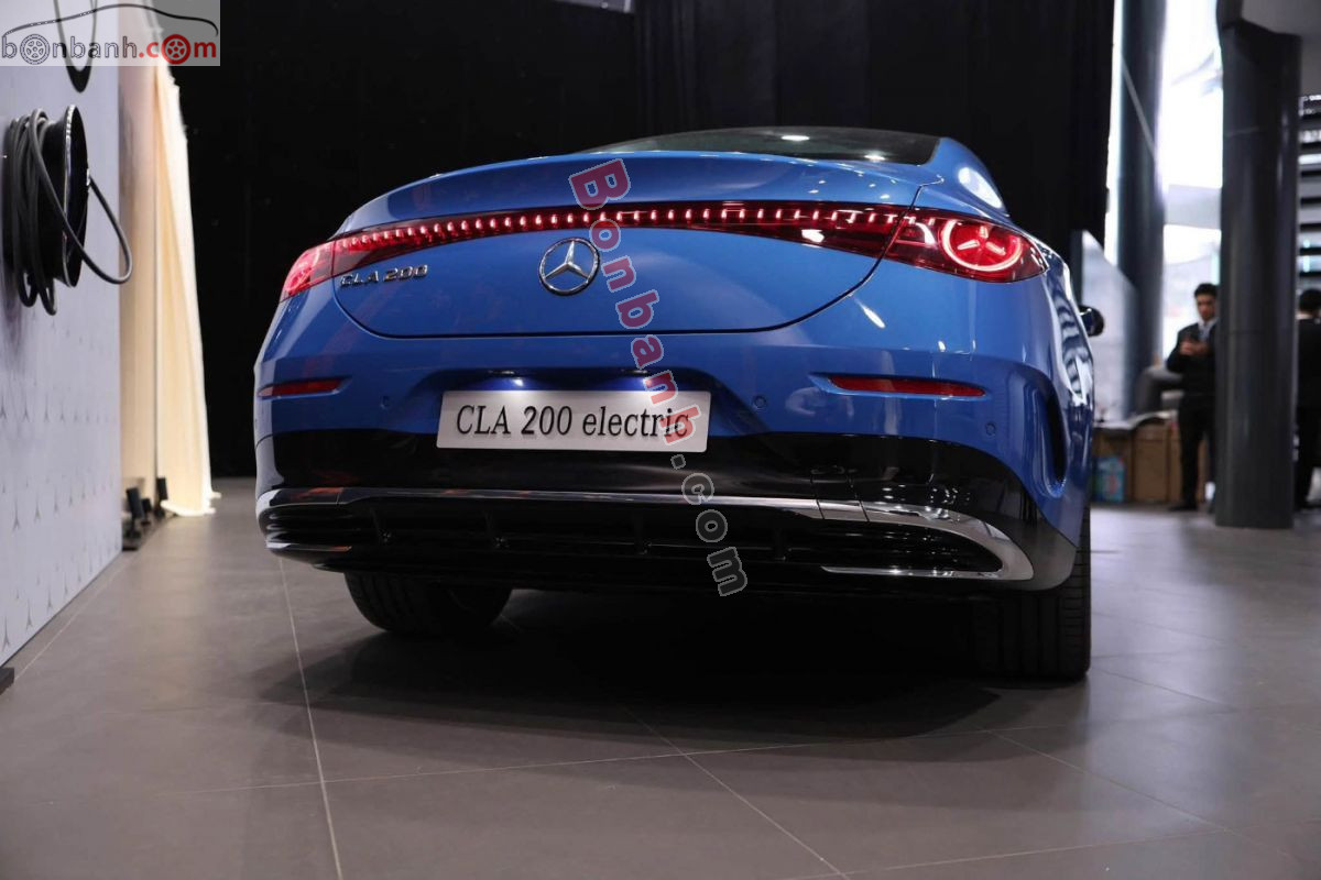 Bán ô tô Mercedes Benz CLA class 200 EV - 2026 - xe mới