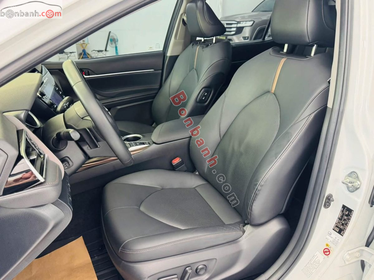Bán ô tô Toyota Camry 2.5Q - 2021 - xe cũ