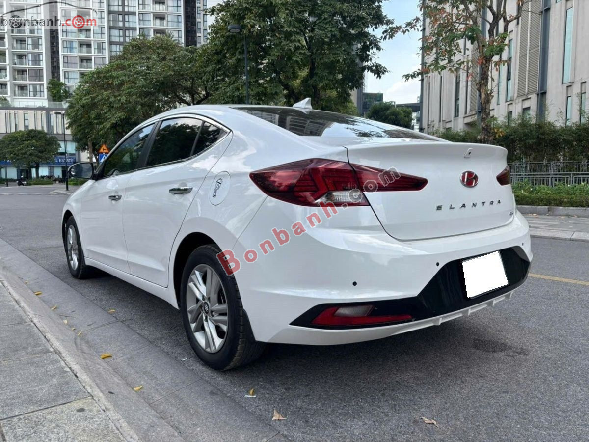 Bán ô tô Hyundai Elantra 1.6 AT - 2019 - xe cũ