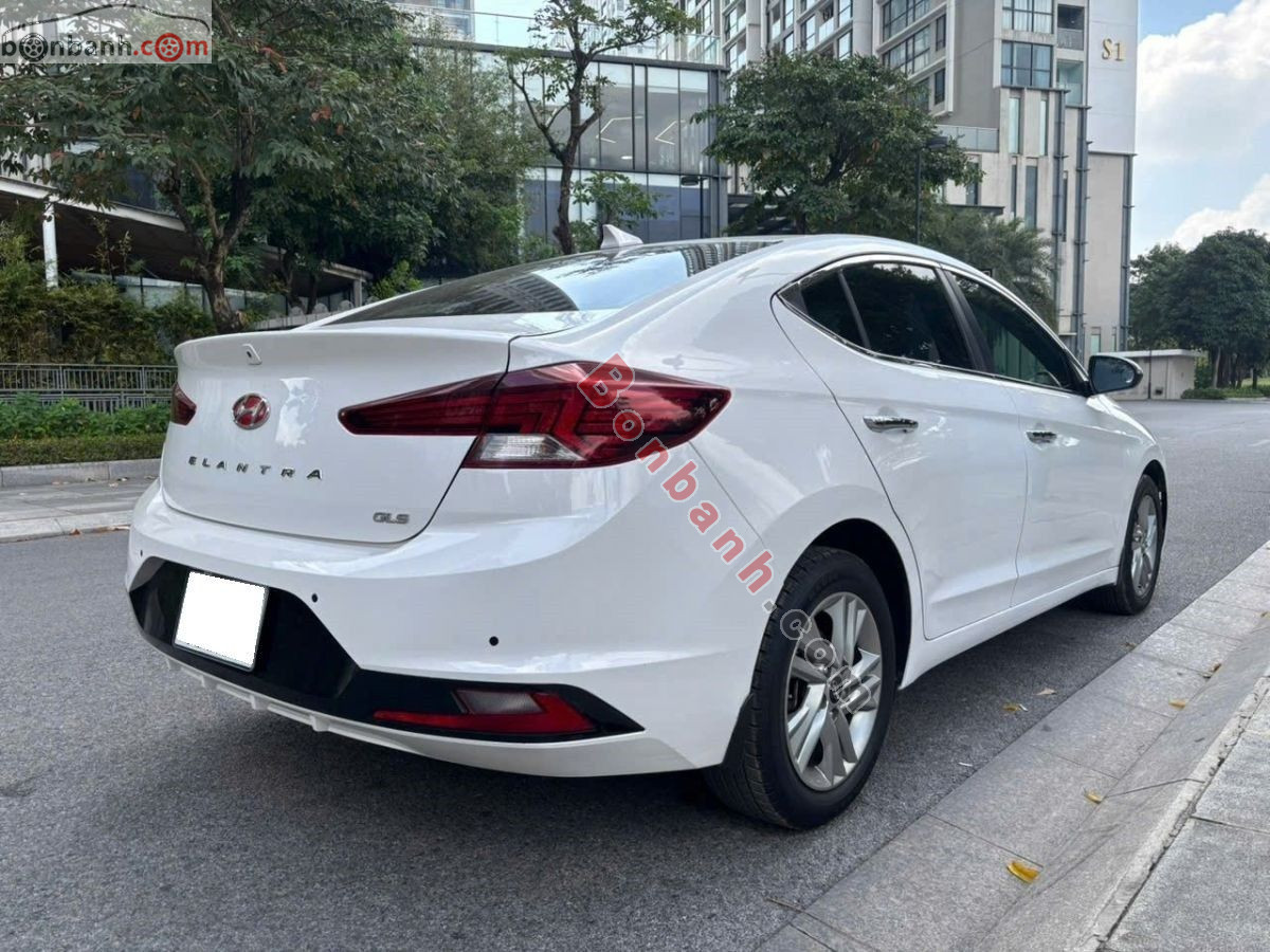 Bán ô tô Hyundai Elantra 1.6 AT - 2019 - xe cũ