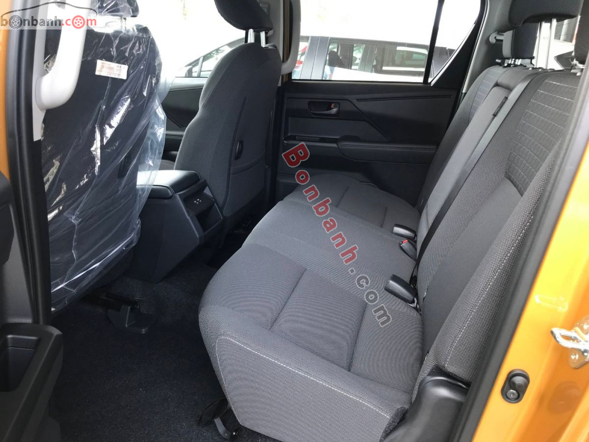Bán ô tô Toyota Hilux Pro 2.8L 4x2 AT - 2026 - xe mới