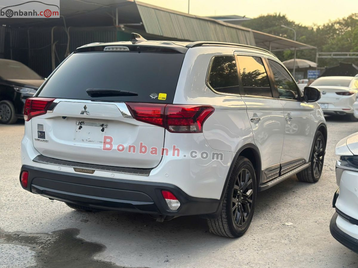 Bán ô tô Mitsubishi Outlander 2.0 CVT Premium - 2019 - xe cũ