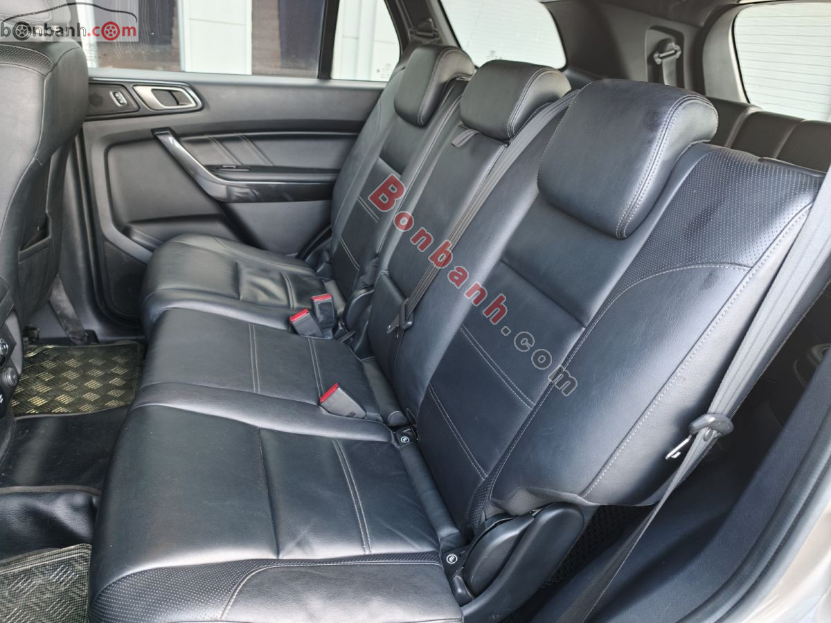 Bán ô tô Ford Everest Titanium 2.0L 4x2 AT - 2020 - xe cũ