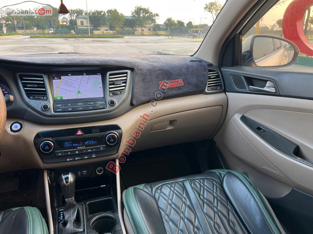 Bán ô tô Hyundai Tucson 1.6 AT Turbo - 2018 - xe cũ