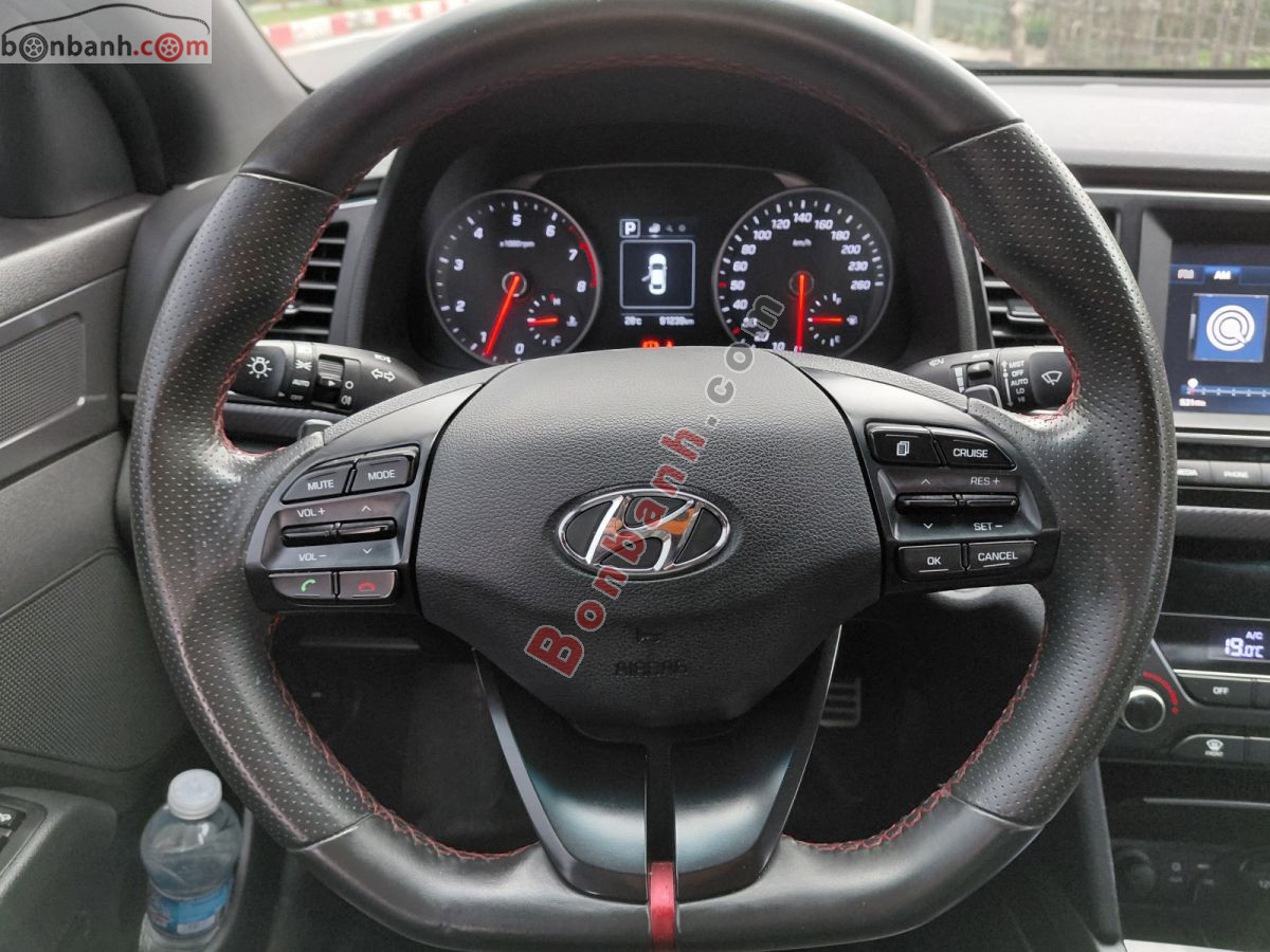 Bán ô tô Hyundai Elantra Sport 1.6 AT - 2018 - xe cũ
