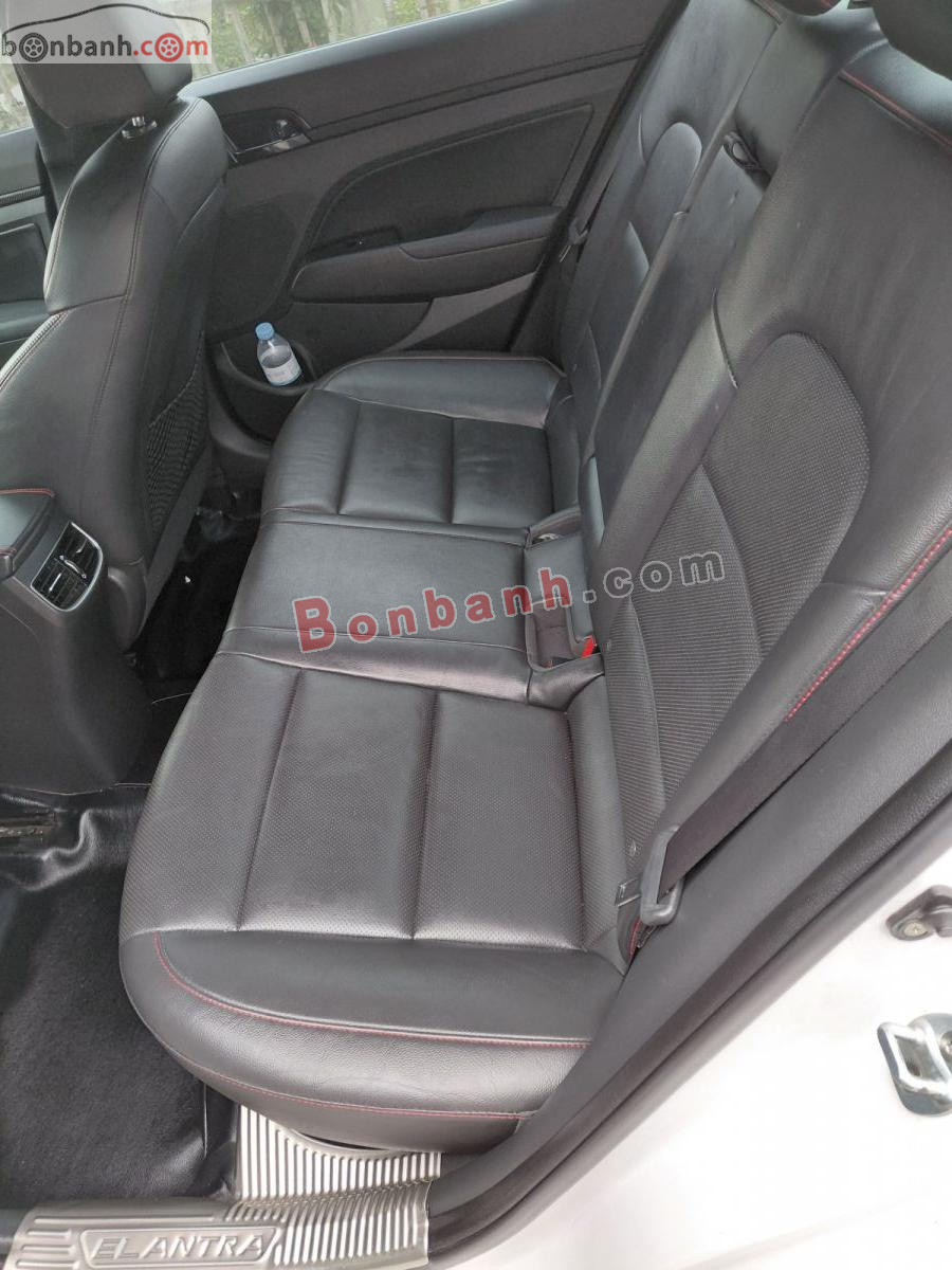 Bán ô tô Hyundai Elantra Sport 1.6 AT - 2018 - xe cũ