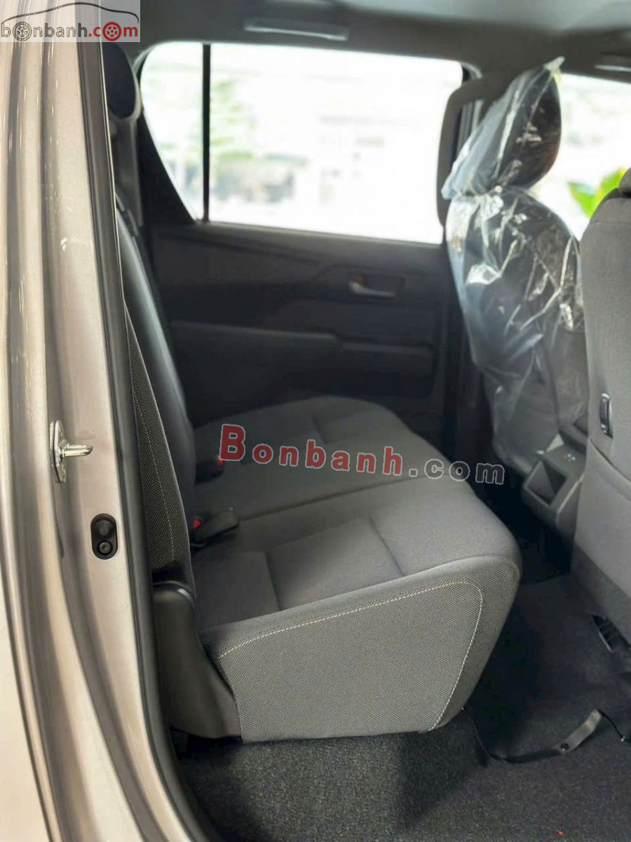 Bán ô tô Toyota Hilux Pro 2.8L 4x2 AT - 2026 - xe mới