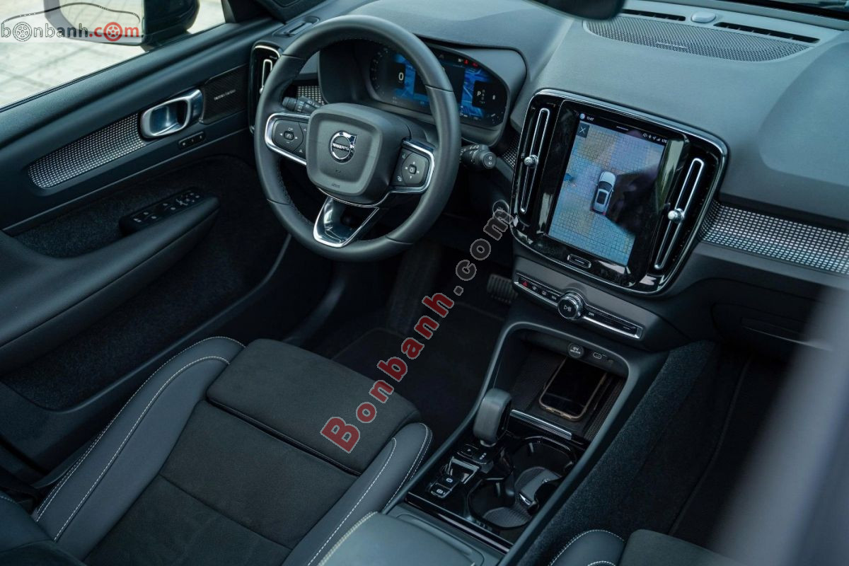 Bán ô tô Volvo XC40 Ultimate B5 AWD - 2024 - xe cũ