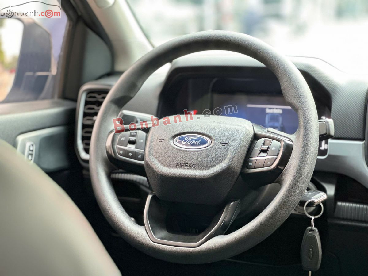 Bán ô tô Ford Ranger XLS 2.0L 4x2 AT - 2023 - xe cũ