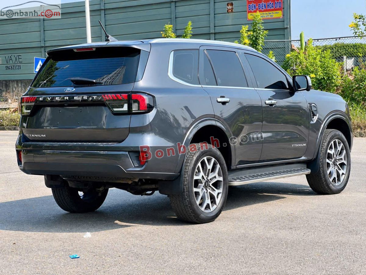 Bán ô tô Ford Everest Titanium 2.0L 4x2 AT - 2023 - xe cũ