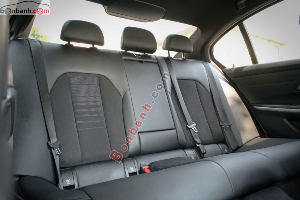 Bán ô tô BMW 3 Series 320i M Sport - 2022 - xe cũ