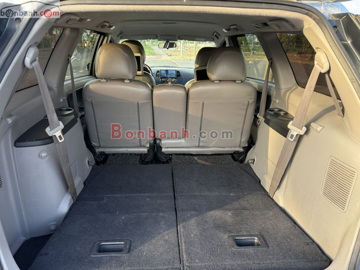 Bán ô tô Mitsubishi Grandis 2.4 AT - 2005 - xe cũ