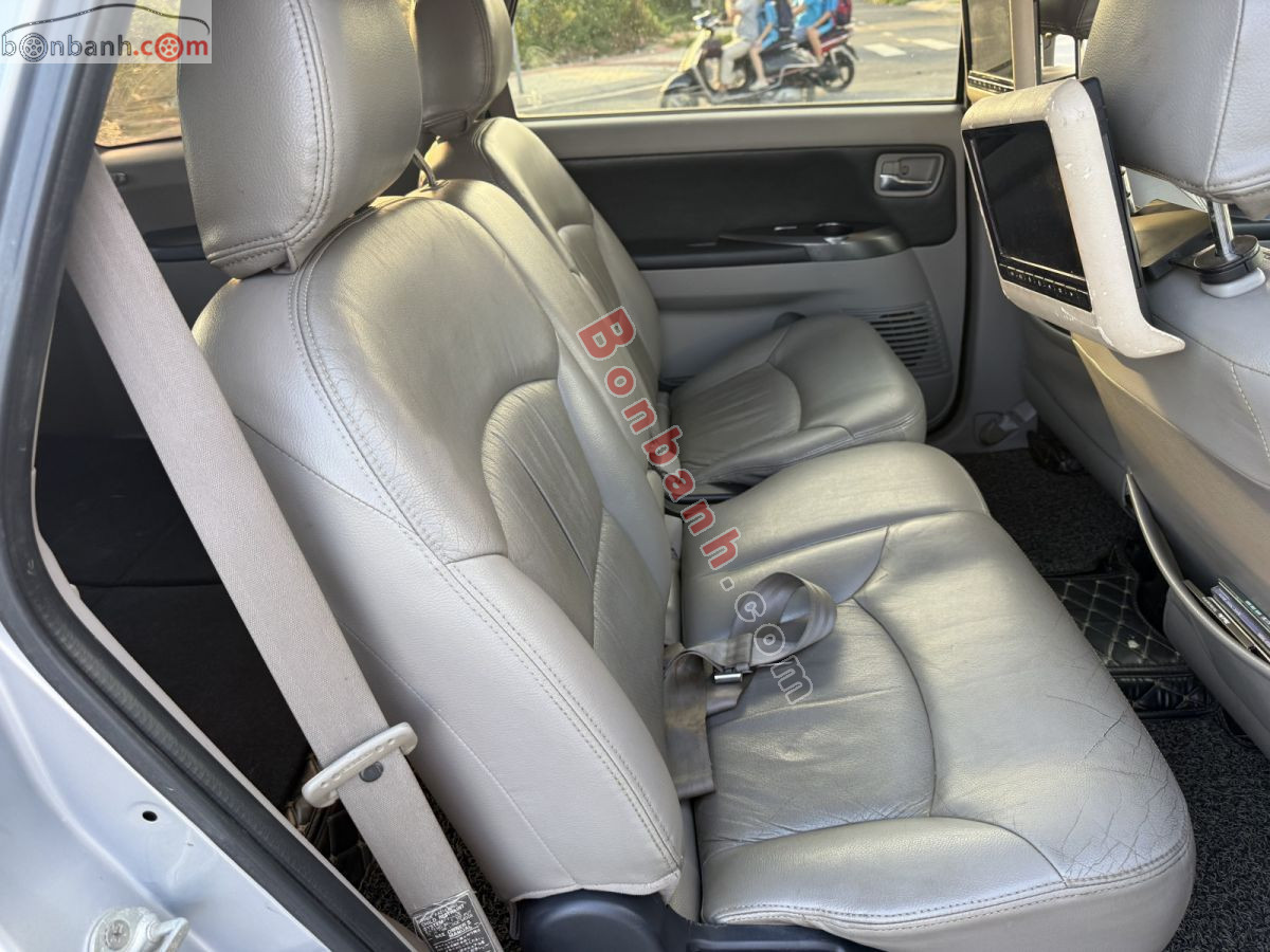 Bán ô tô Mitsubishi Grandis 2.4 AT - 2005 - xe cũ