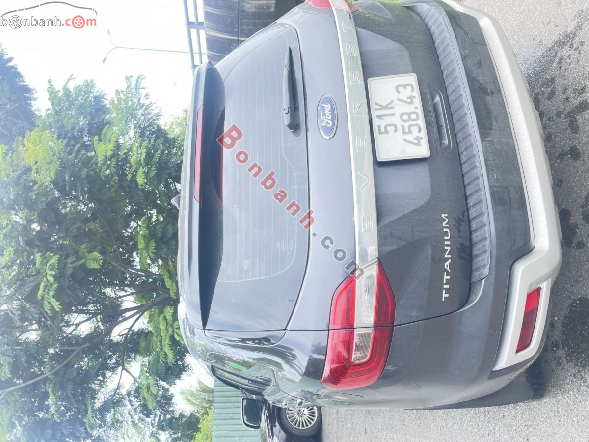Bán ô tô Ford Everest Titanium 2.0L 4x2 AT - 2018 - xe cũ