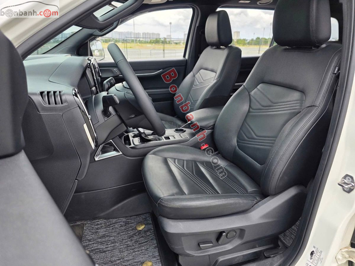 Bán ô tô Ford Everest Titanium 2.0L 4x2 AT - 2025 - xe cũ